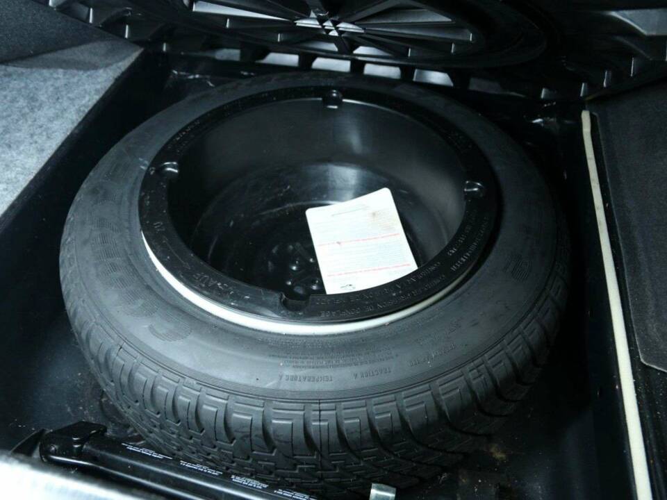 Bild 33/50 von Mercedes-Benz 300 CE-24 (1992)