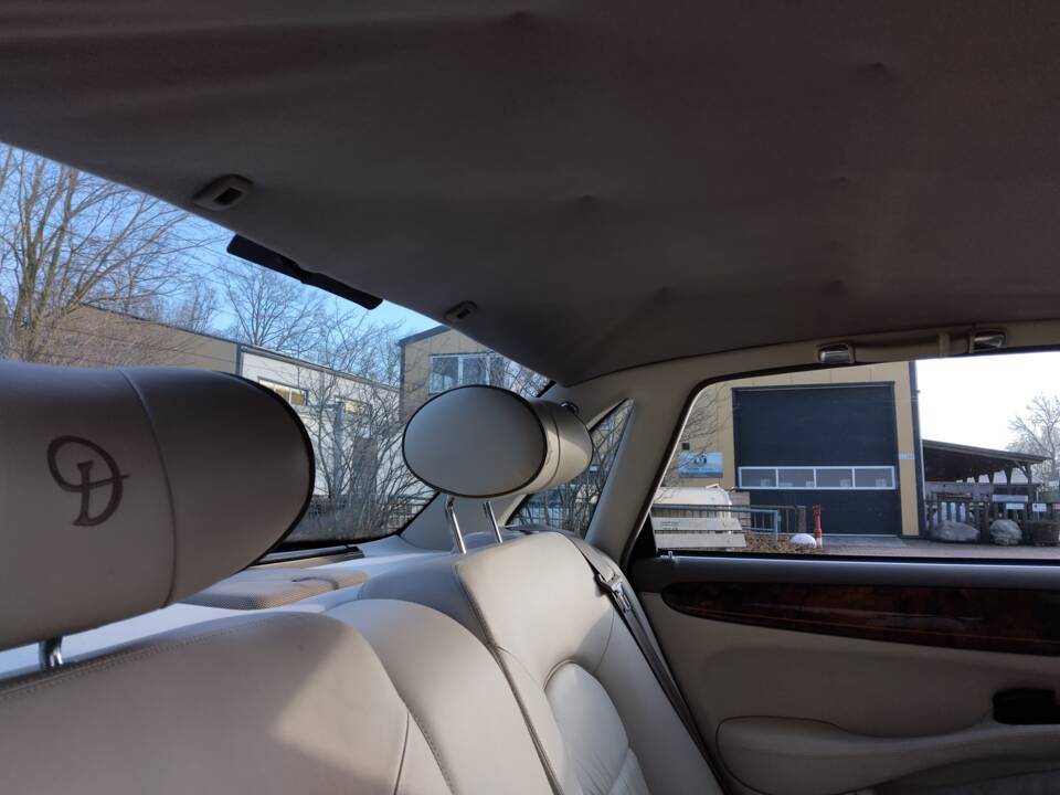 Image 22/71 of Daimler Super V8 (2000)