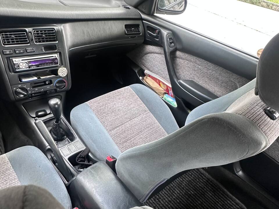 Bild 12/26 von Toyota Carina (1993)