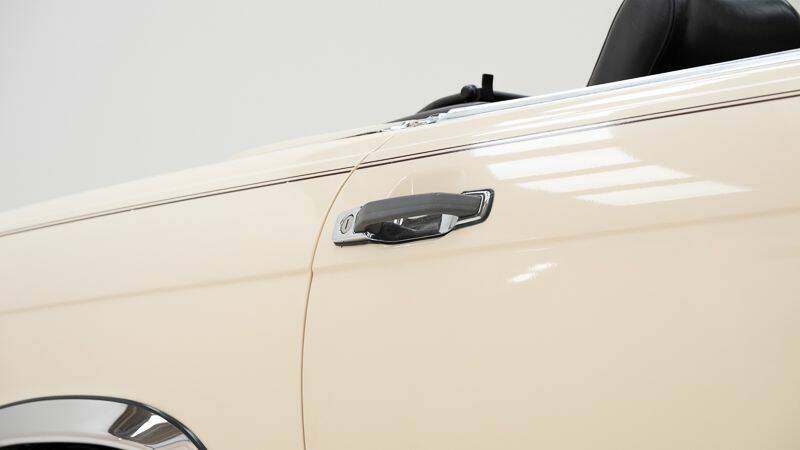 Imagen 14/15 de Mercedes-Benz 560 SL (1986)