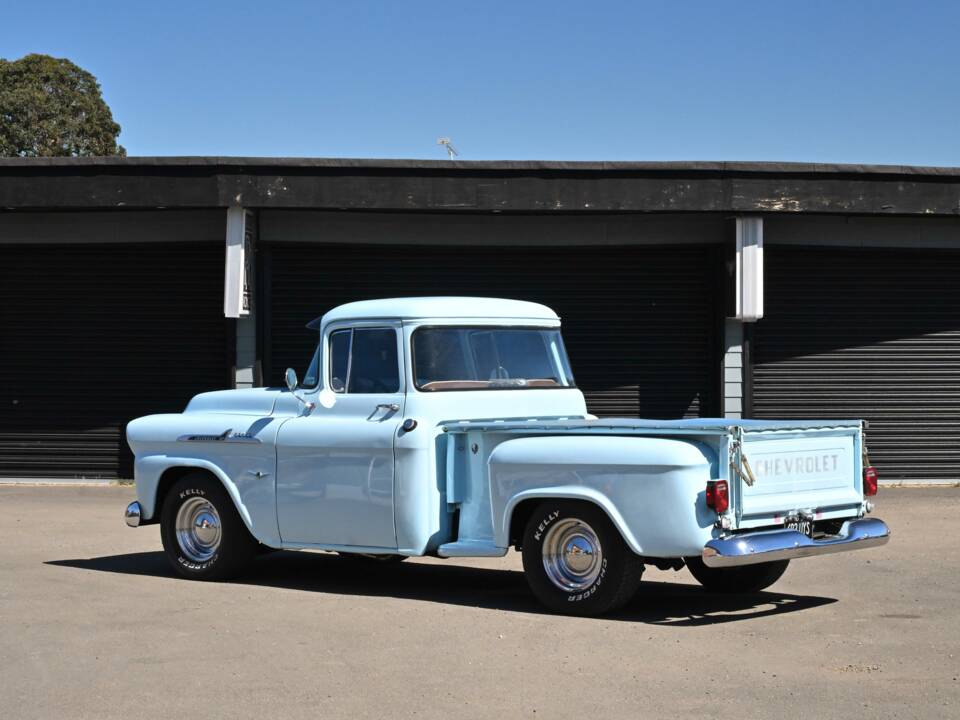 Immagine 15/50 di Chevrolet Apache Stepside (1958)