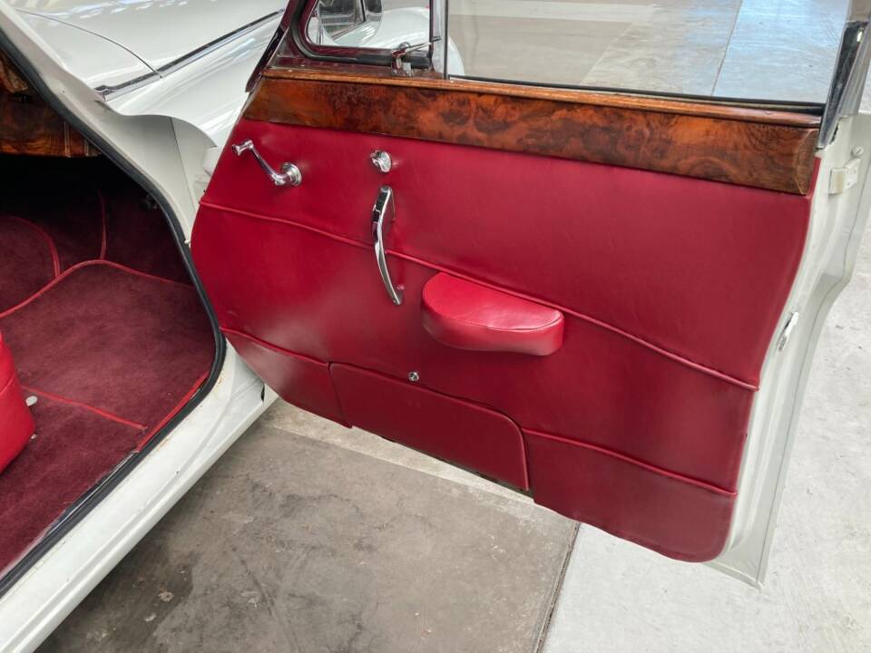 Image 5/38 of Jaguar Mk VII (1952)