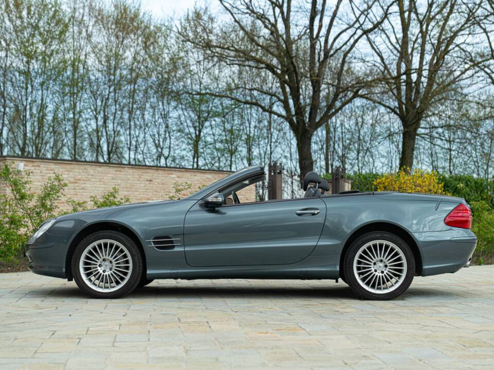 Image 8/50 of Mercedes-Benz SL 500 (2001)