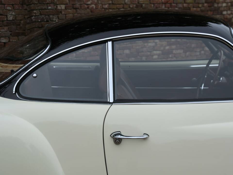 Bild 47/50 von Volkswagen Karmann Ghia 1300 (1966)