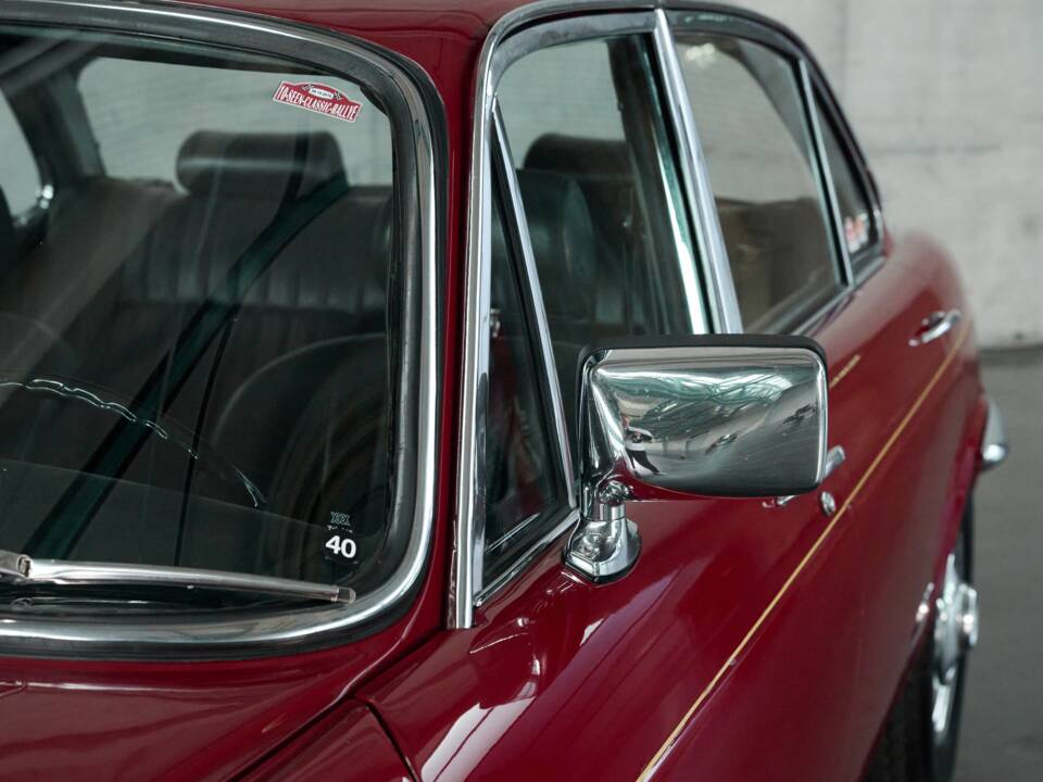 Bild 7/50 von Jaguar XJ 6 L 4.2 (1974)