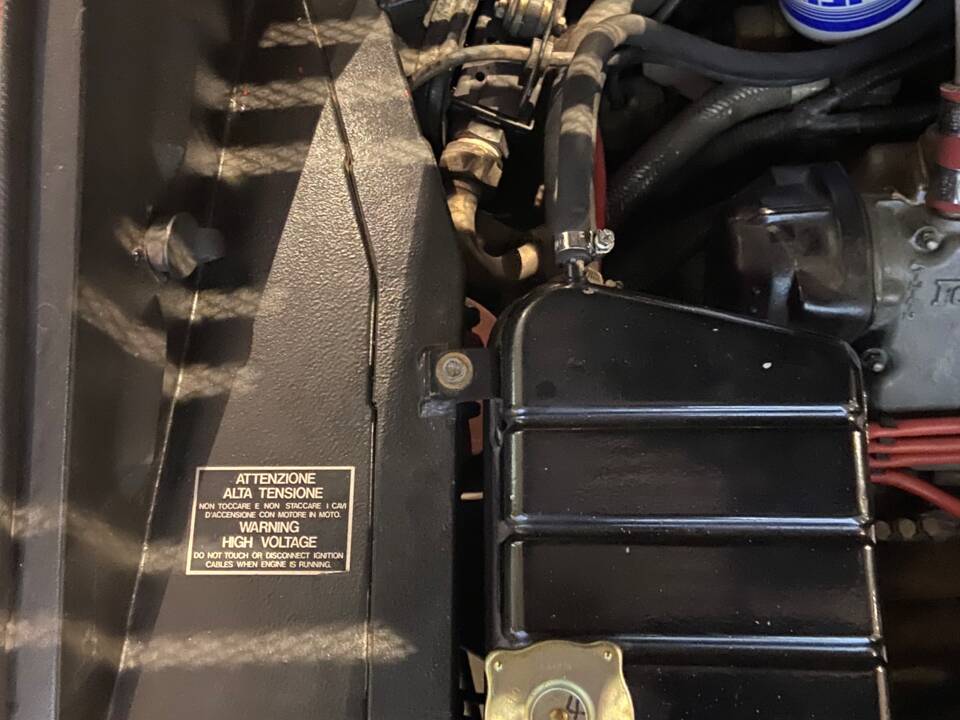 Afbeelding 32/41 van Ferrari 328 GTS (1989)