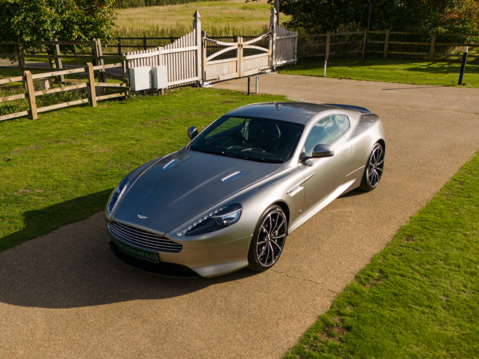 Imagen 22/78 de Aston Martin DB 9 GT &quot;Bond Edition&quot; (2015)