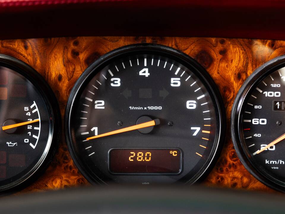 Immagine 15/32 di Porsche 911 Carrera (1994)