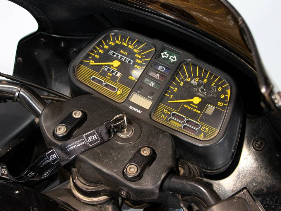 Image 44/50 of BMW K1 (1990)