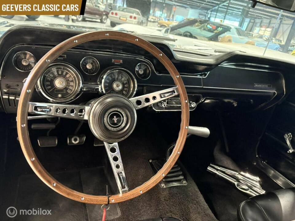 Image 23/25 of Ford Mustang 390 (1967)