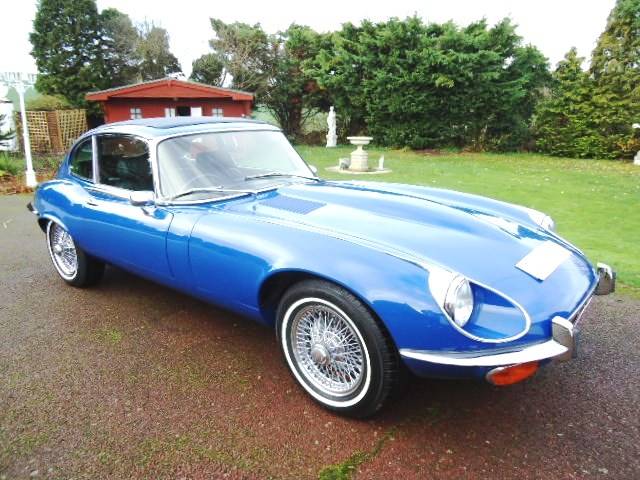Image 1/4 of Jaguar Type E V12 (2+2) (1973)