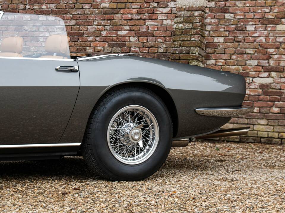 Image 43/50 of Maserati Ghibli Spyder (1969)
