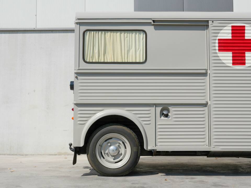Bild 7/35 von Citroën HY (1963)