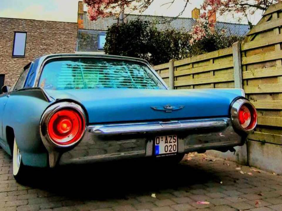 Immagine 4/6 di Ford Thunderbird (1962)
