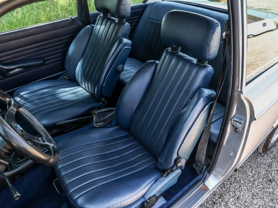 Immagine 11/22 di BMW 2002 tii (1974)