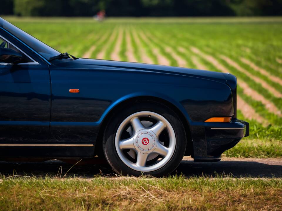 Image 10/20 de Bentley Continental R (1997)