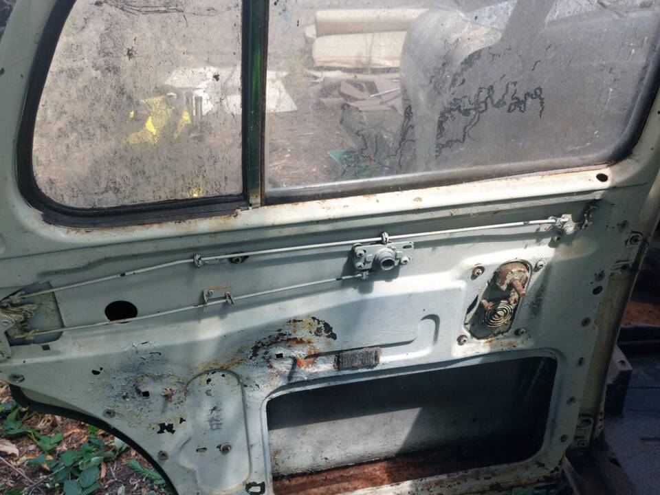 Image 16/31 of Mercedes-Benz 220 S (1958)