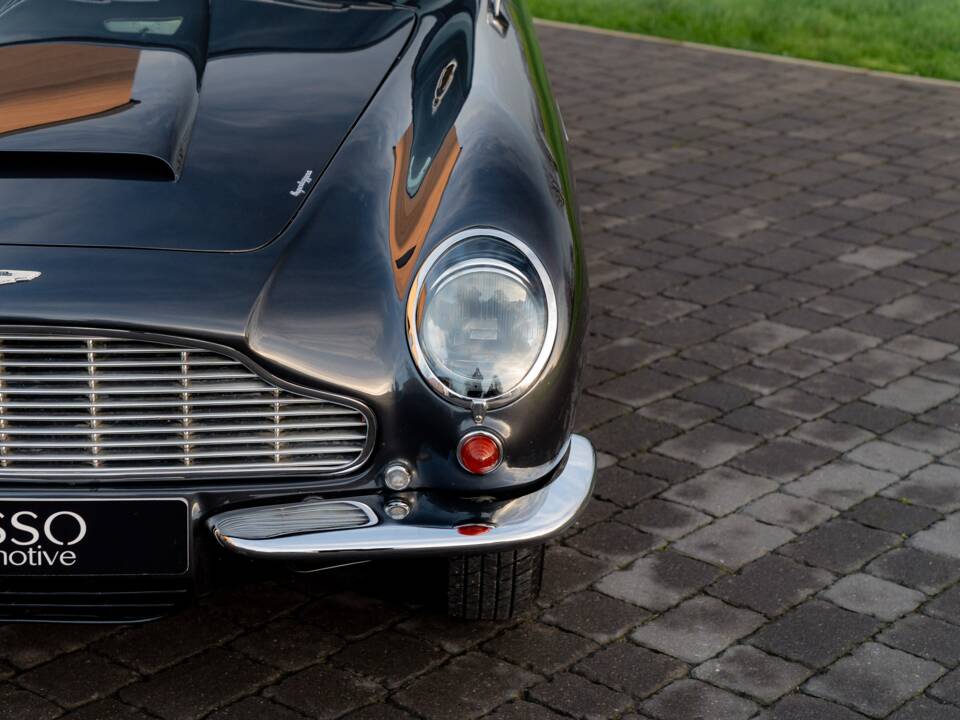 Image 10/79 of Aston Martin DB 6 (1968)