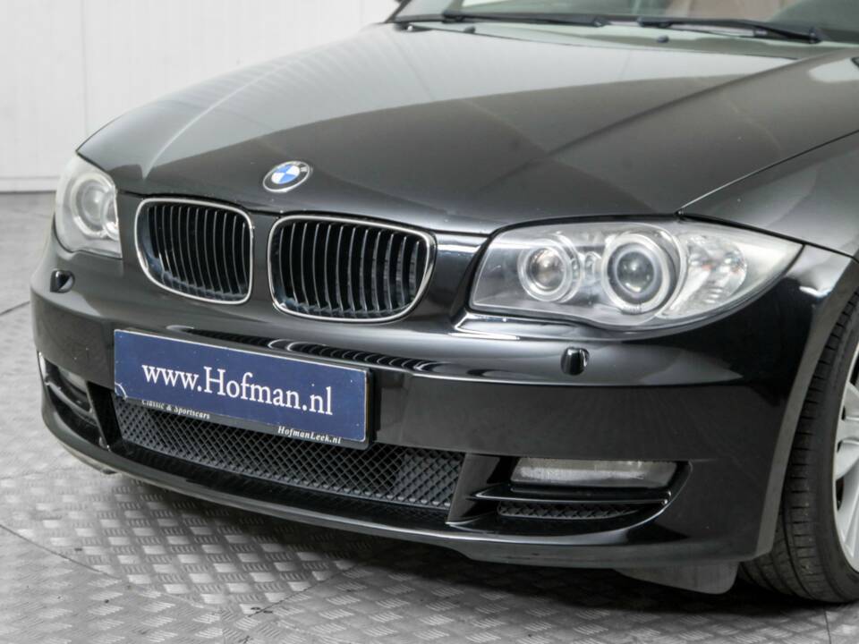 Image 19/50 de BMW 120i (2008)