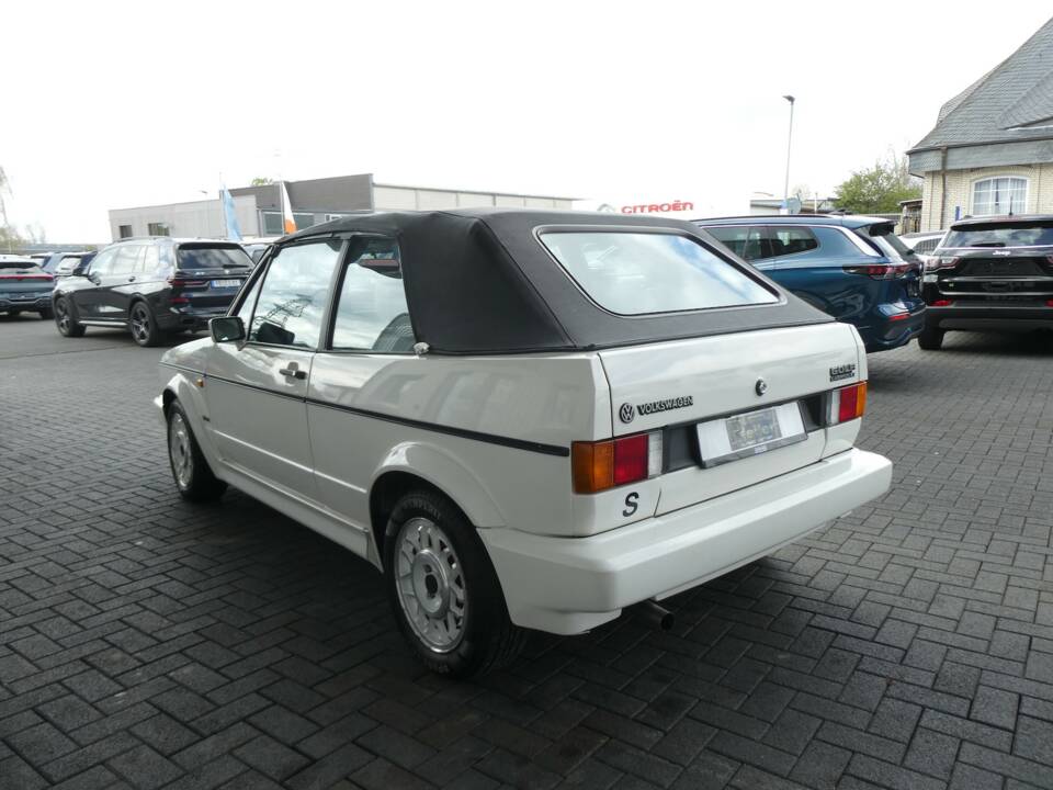 Image 6/23 of Volkswagen Golf Mk I Convertible 1.8 (1992)