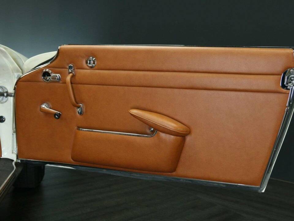 Image 28/50 of Mercedes-Benz 230 SL (1965)