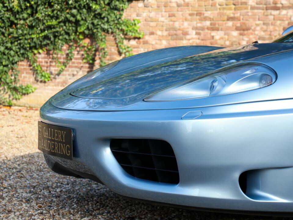 Image 18/50 of Ferrari 360 Modena (2001)