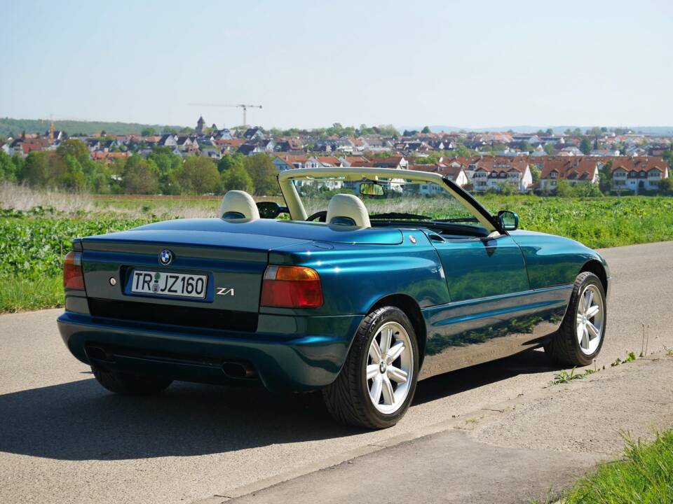 Image 20/27 de BMW Z1 Roadster (1991)