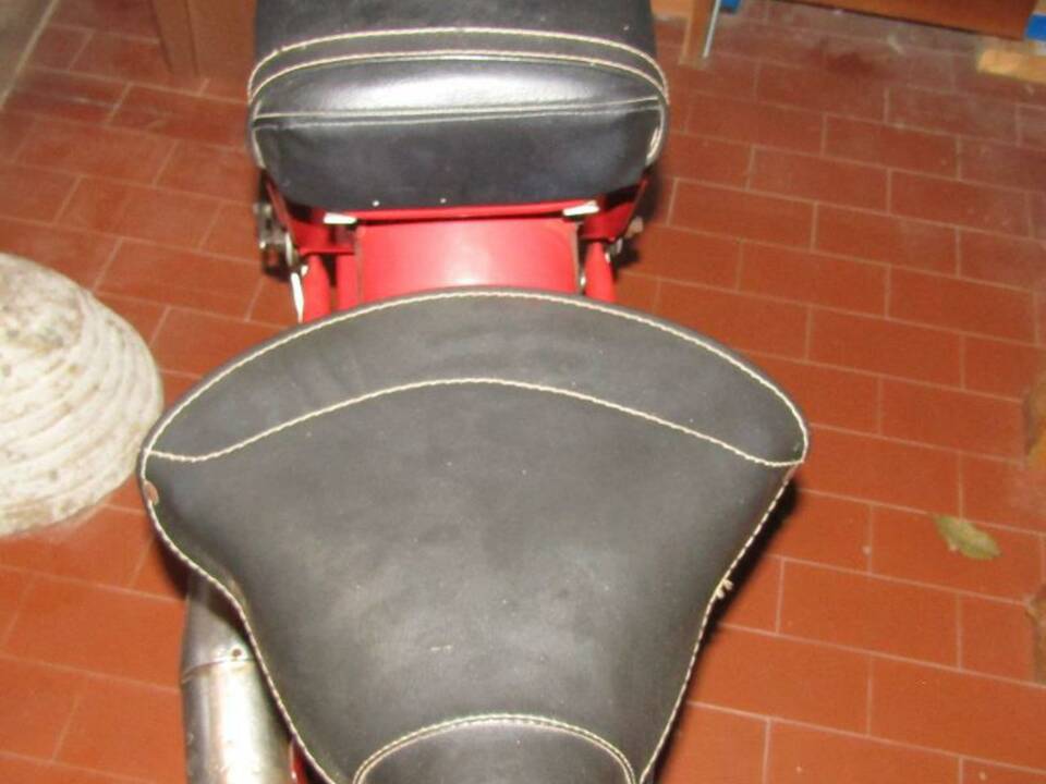 Image 9/10 of Moto Guzzi DUMMY (1957)
