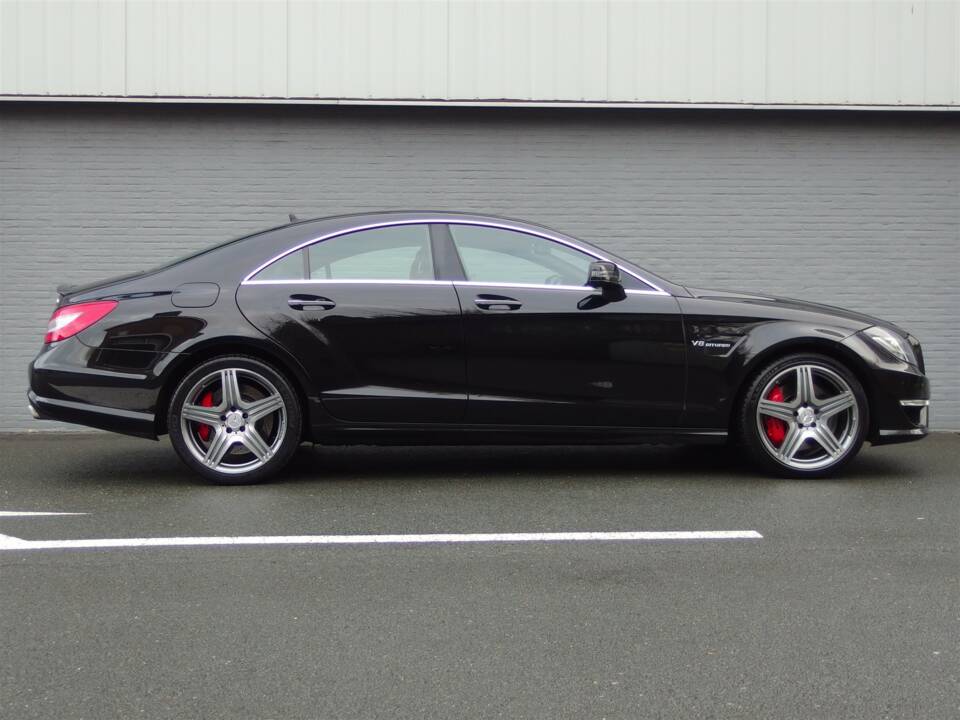 Image 6/97 of Mercedes-Benz CLS 63 AMG S 4MATIC (2013)