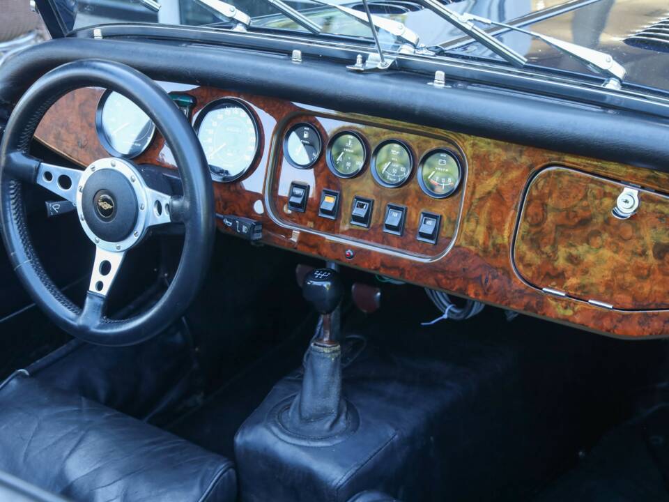 Bild 36/50 von Morgan Plus 8 (1982)