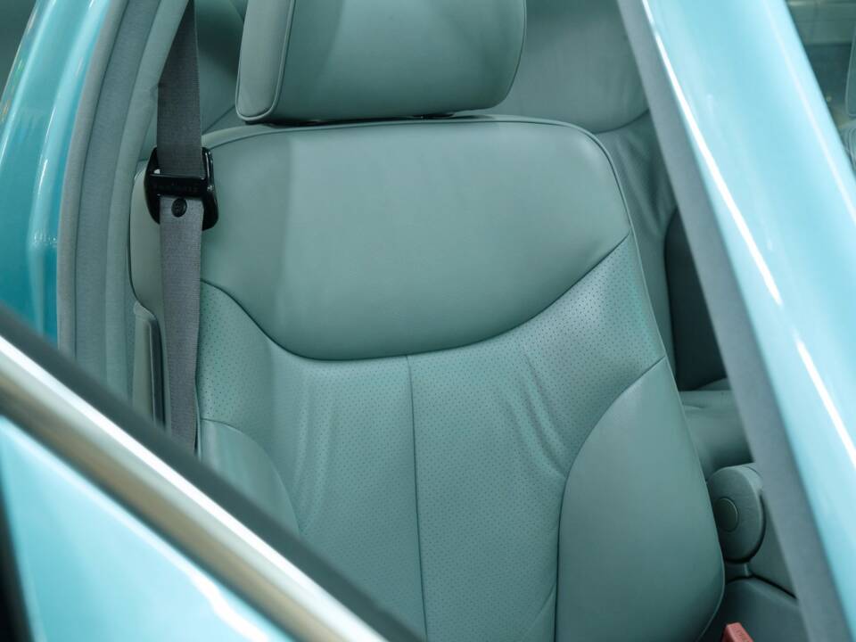 Bild 40/50 von Mercedes-Benz 300 SE (1991)