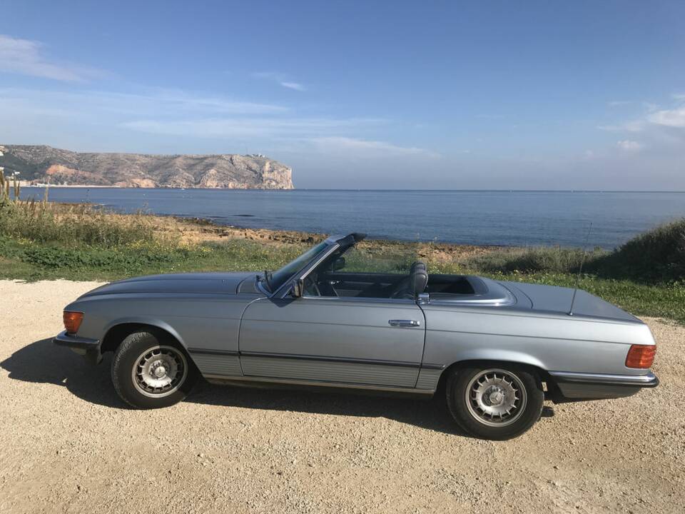 Image 7/8 de Mercedes-Benz 280 SL (1900)