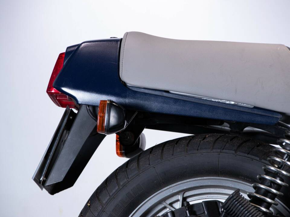 Bild 39/50 von Suzuki DUMMY (1982)