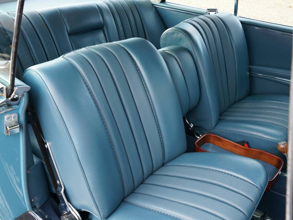 Bild 49/50 von Mercedes-Benz 250 SE (1967)