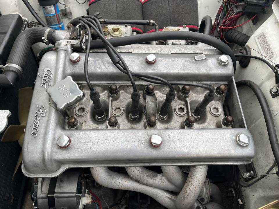 Image 34/87 of Alfa Romeo Giulia 1600 Sprint GT (1965)