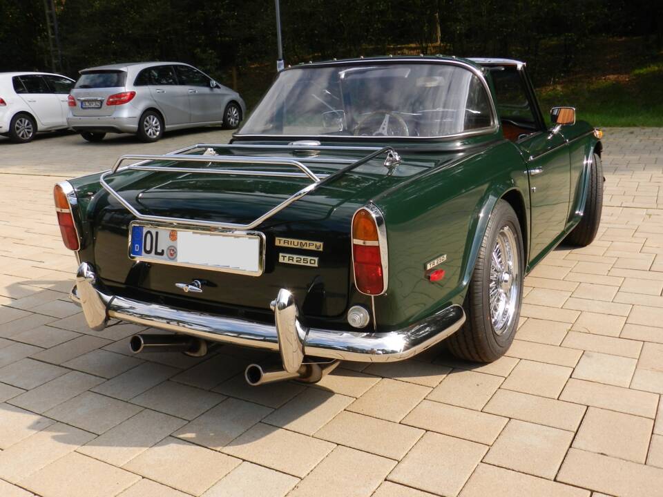 Bild 8/66 von Triumph TR 250 (1968)