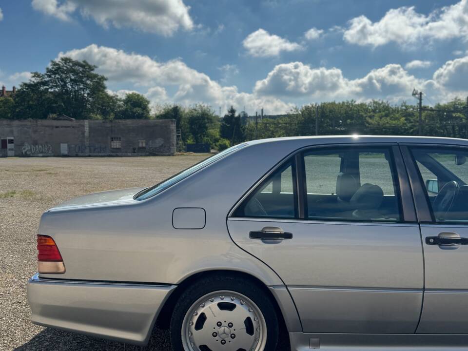 Immagine 4/15 di Mercedes-Benz S60 AMG (1994)