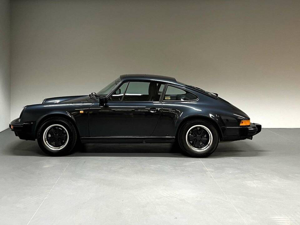 Bild 6/15 von Porsche 911 Carrera 3.2 (1988)