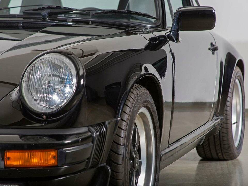 Bild 12/25 von Porsche 911 Carrera 3.2 (1987)