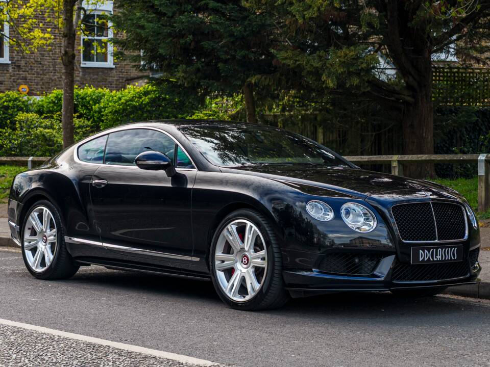 Image 2/27 of Bentley Continental GT V8 S (2014)