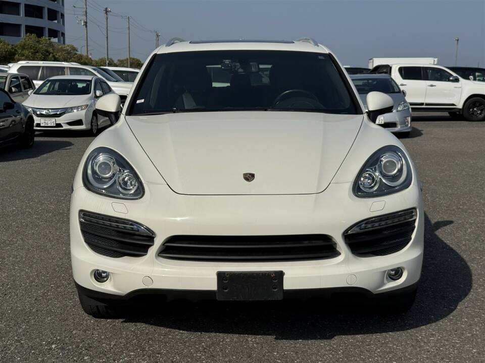 Bild 6/61 von Porsche Cayenne S (2010)