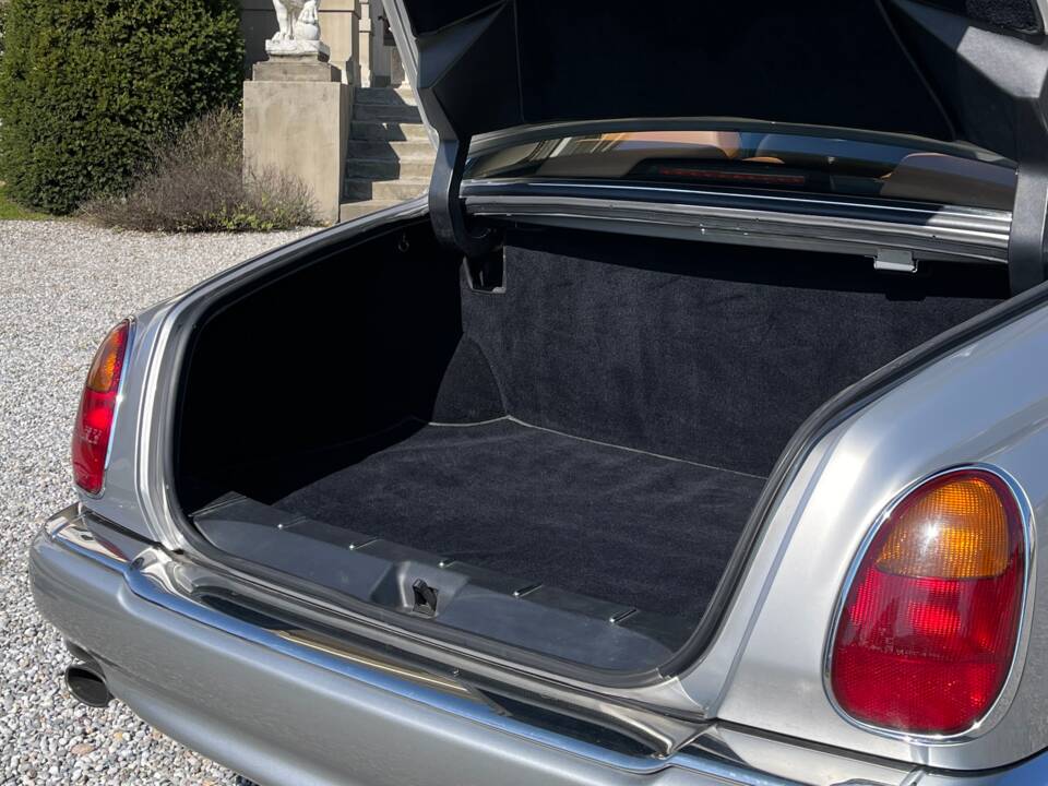 Image 13/19 of Bentley Arnage Green Label (1999)