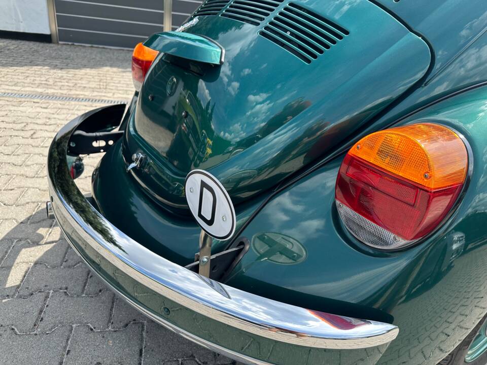 Image 27/92 of Volkswagen Beetle 1600 (1996)
