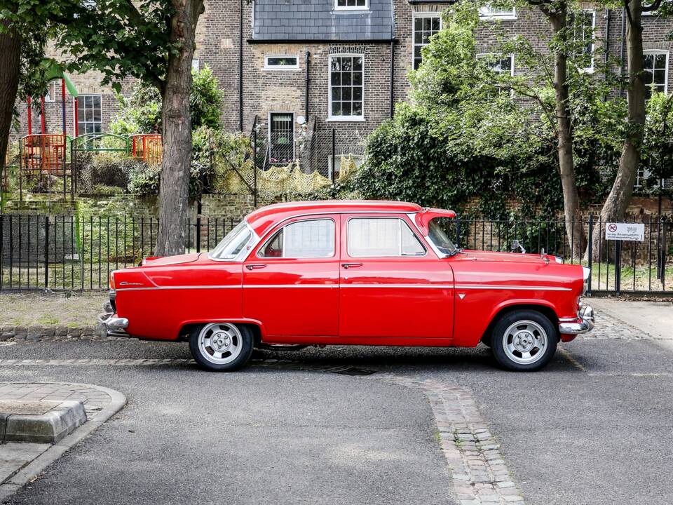 Bild 17/33 von Ford Consul 375 (1961)