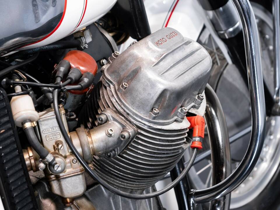 Afbeelding 18/30 van Moto Guzzi DUMMY (1967)