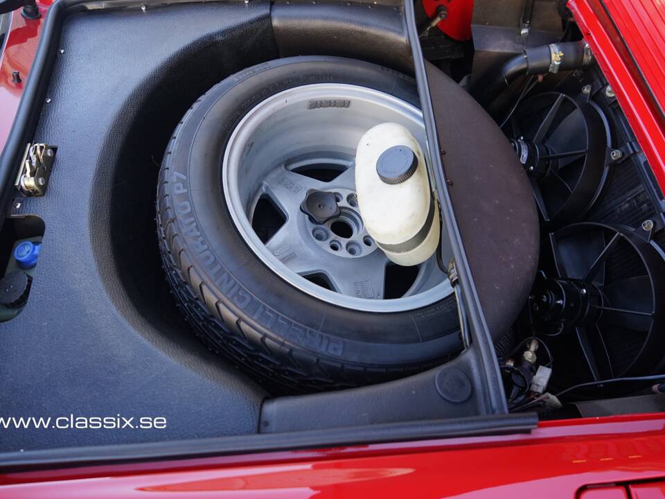 Image 24/27 de Ferrari 328 GTB (1985)