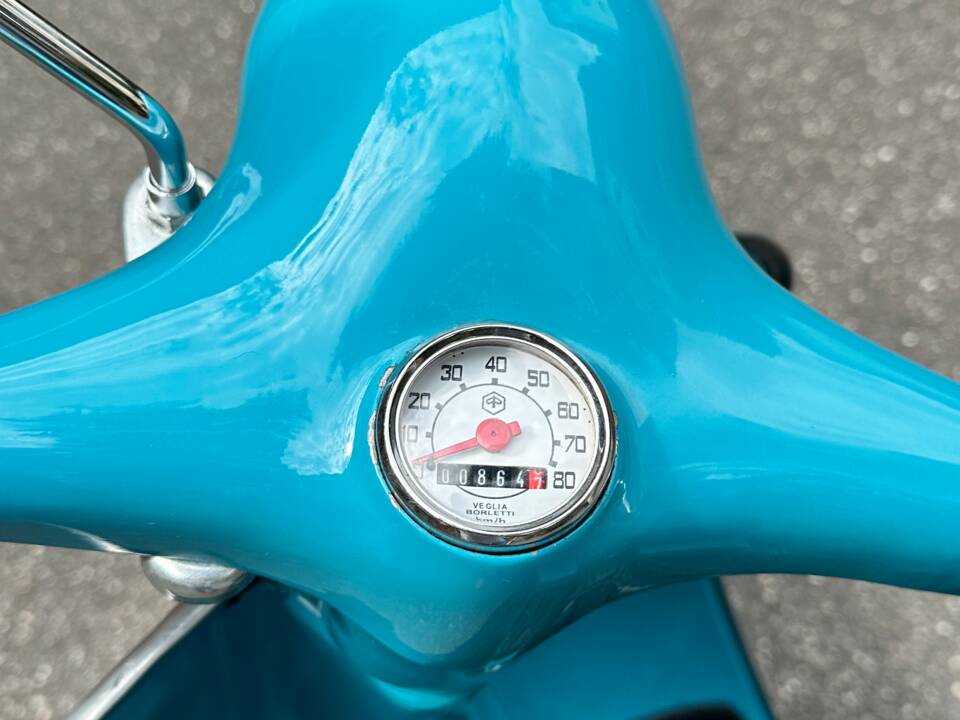 Immagine 7/8 di Piaggio Vespa 50 R (1971)