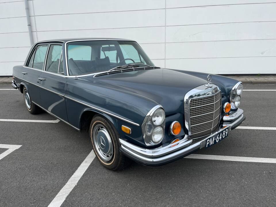 Image 6/17 of Mercedes-Benz 280 SE 4,5 (1972)