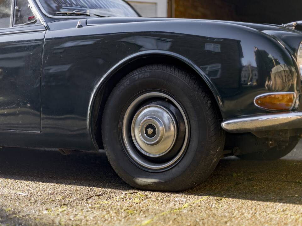 Image 15/33 of Jaguar Type S 3.4 (1968)