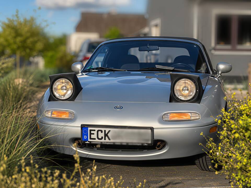 Image 2/10 of Mazda MX-5 1.6 (1993)